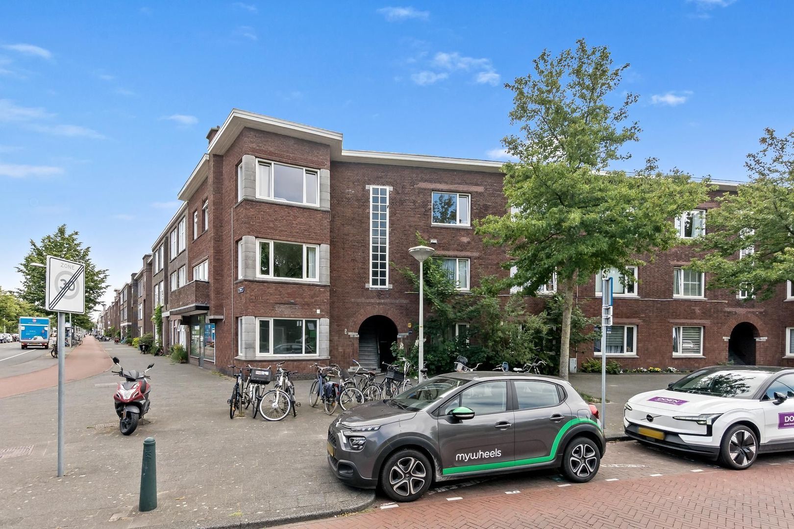 Mient 162, Den Haag foto-4 blur