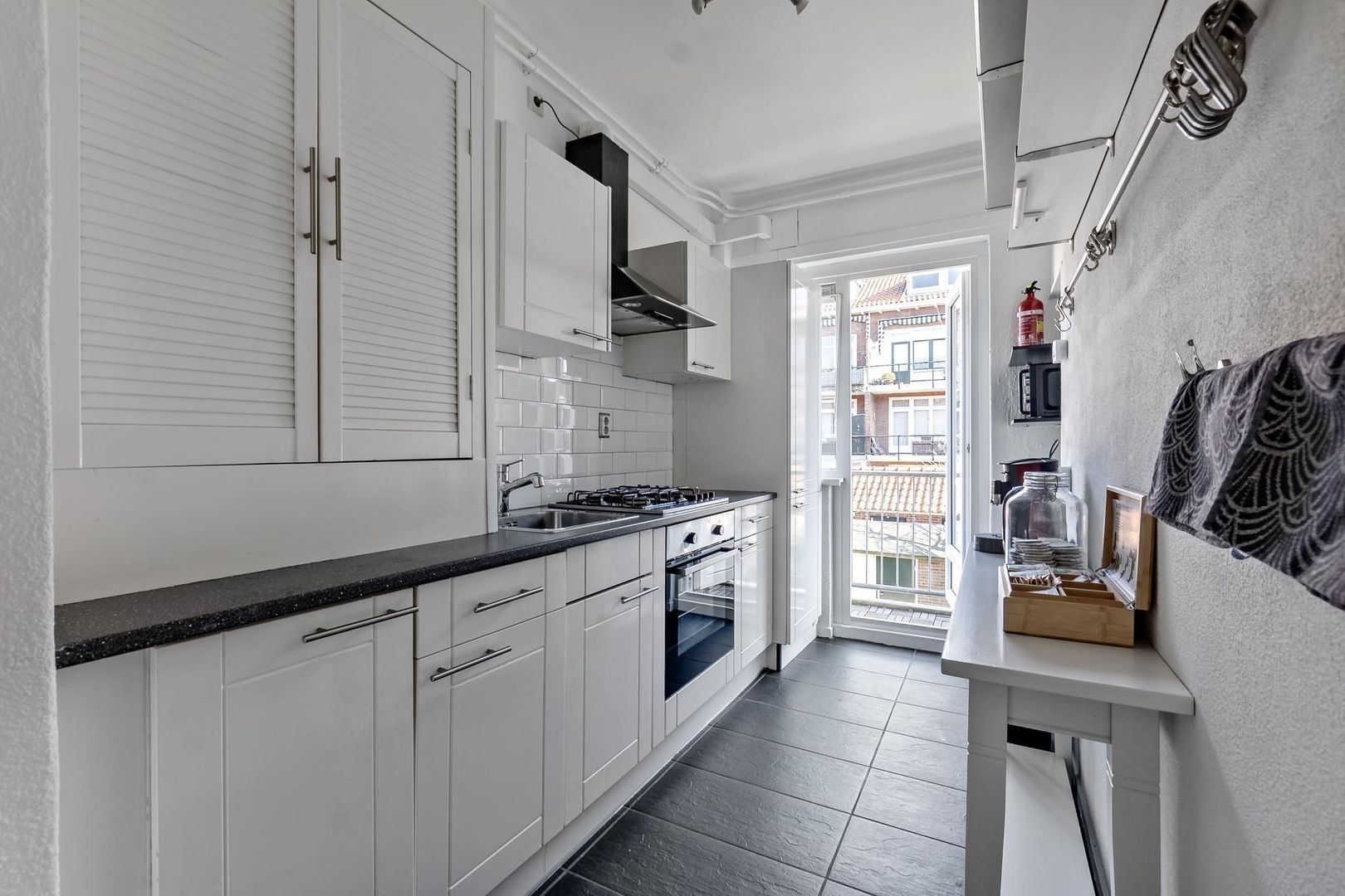 Carel Vosmaerstraat 48, Voorburg foto-21 blur