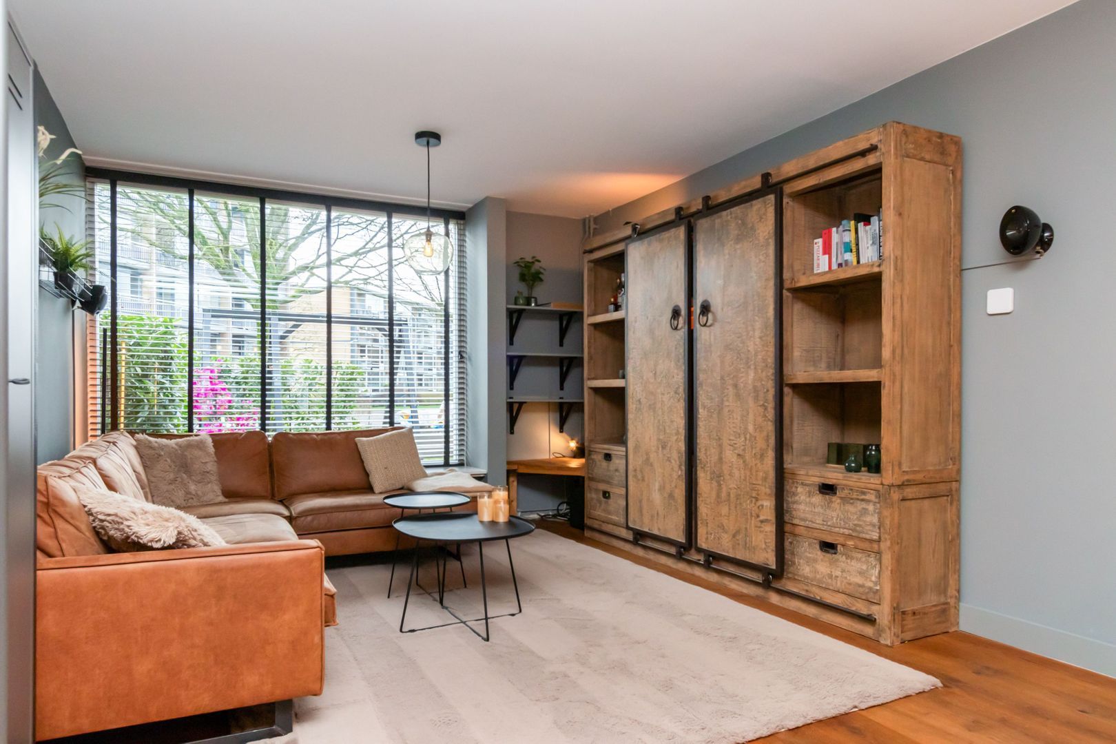Oude Loosdrechtseweg 222, Hilversum foto-4 blur