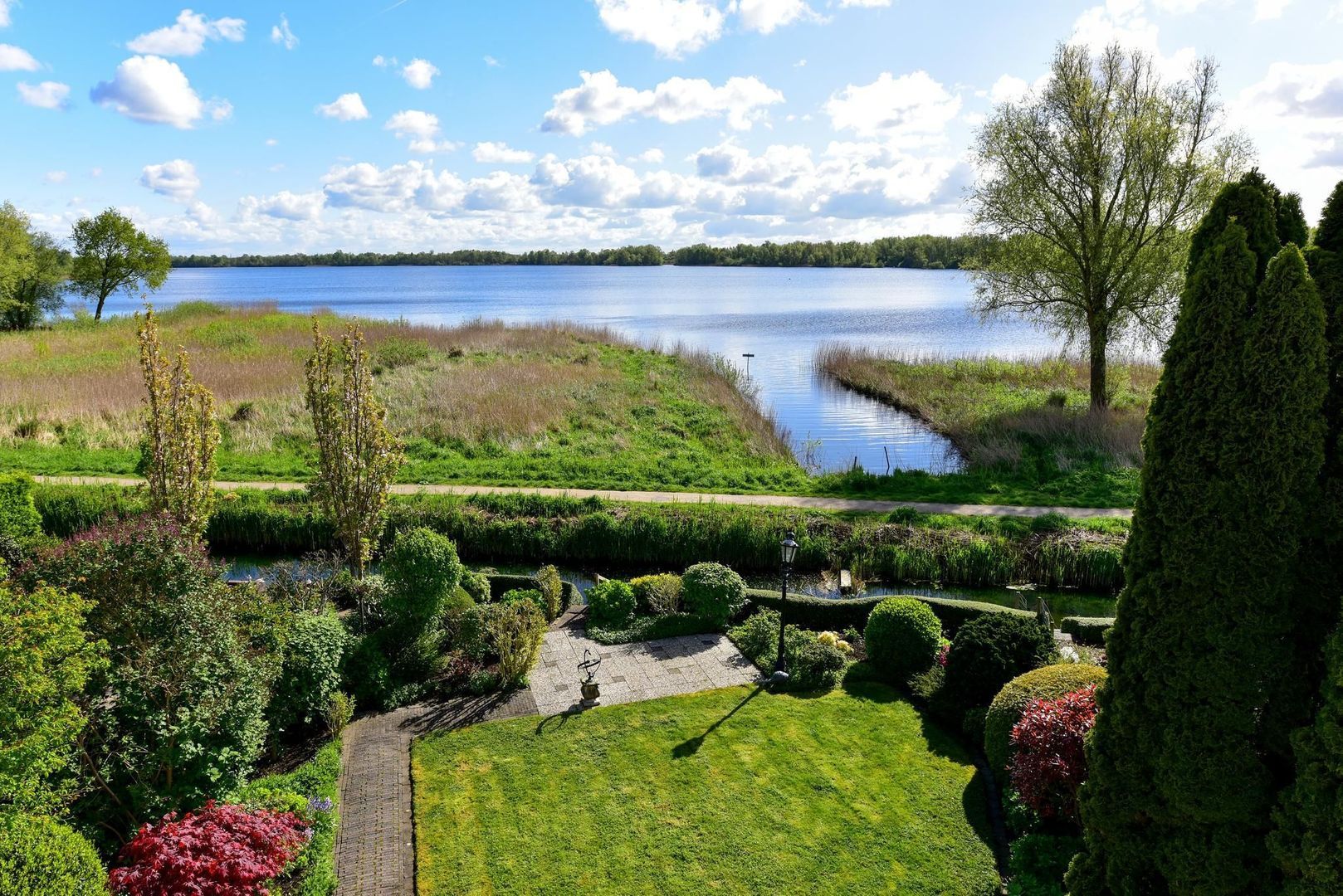 De Biezen 12, Nederhorst Den Berg foto-18 blur