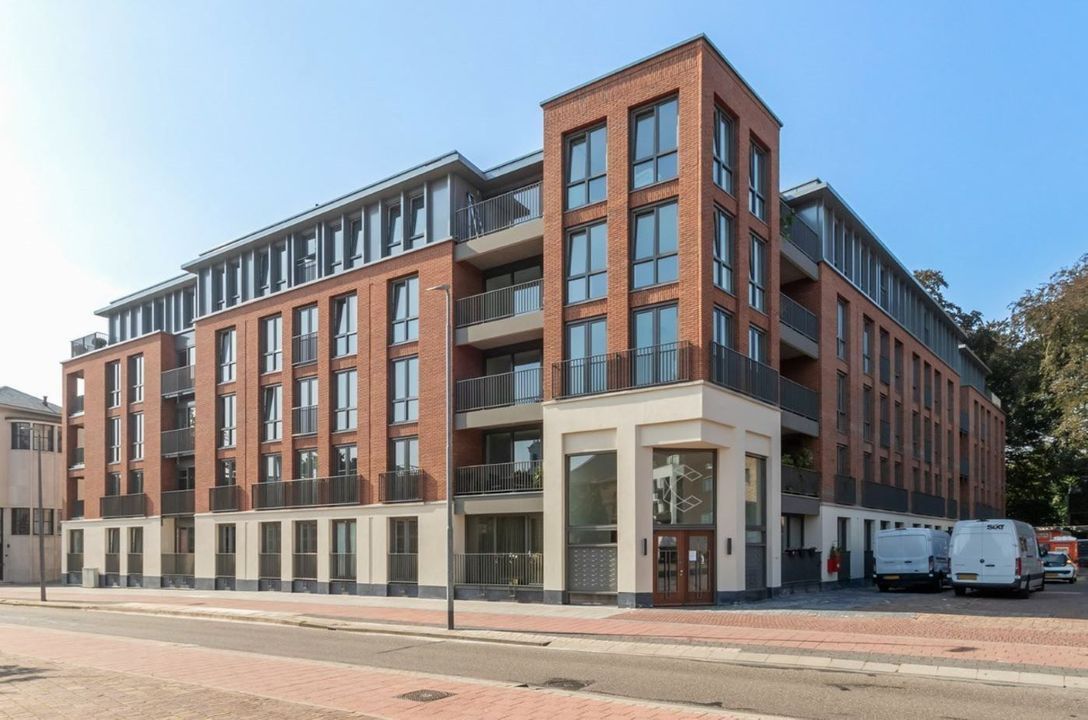 vrije-sector-woningen te huur op Oude Torenstraat 1 C14