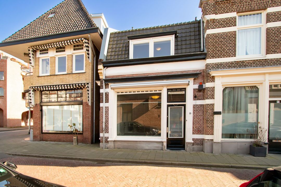 Kapelstraat 35, Bussum