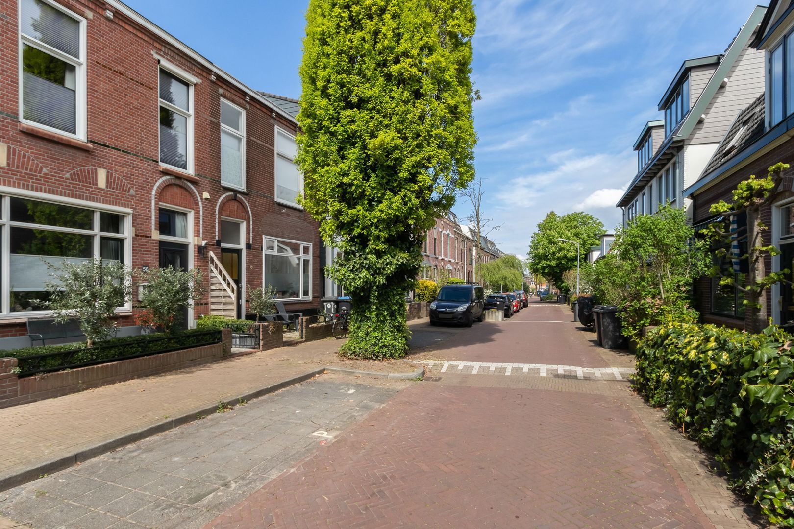 Tulpstraat 56, Hilversum foto-25 blur