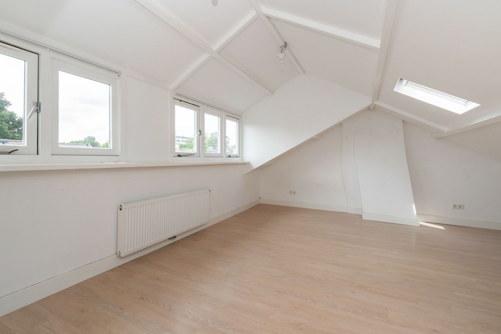 Studiostraat 32, Huizen foto-14 blur
