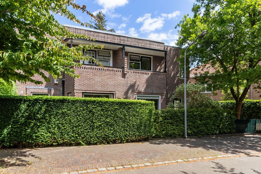 Serdanglaan 2, Hilversum