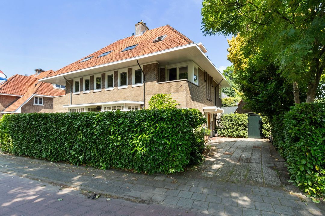 Huizerweg 89, Bussum