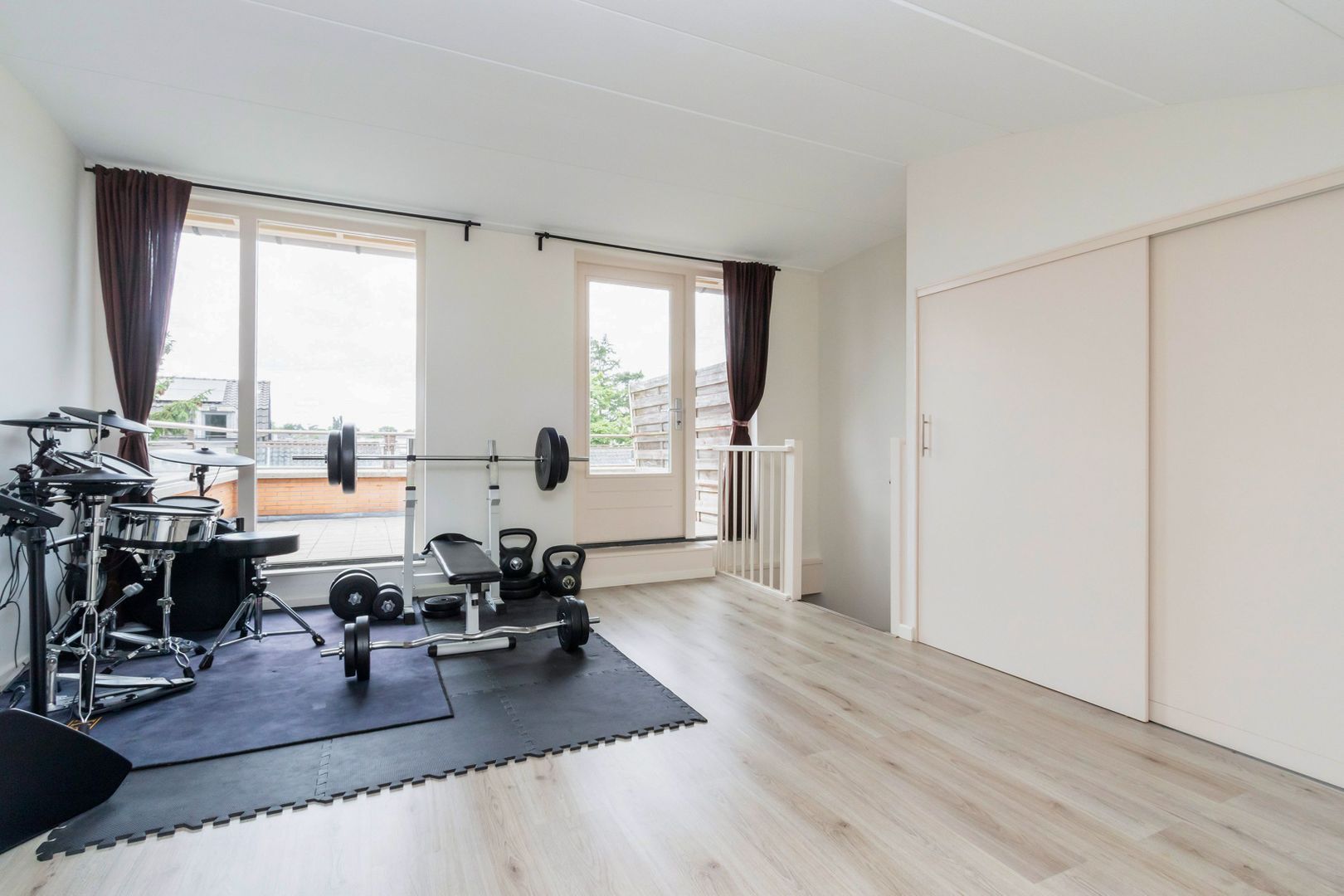 Leeuwerikstraat 28, Hilversum foto-15 blur