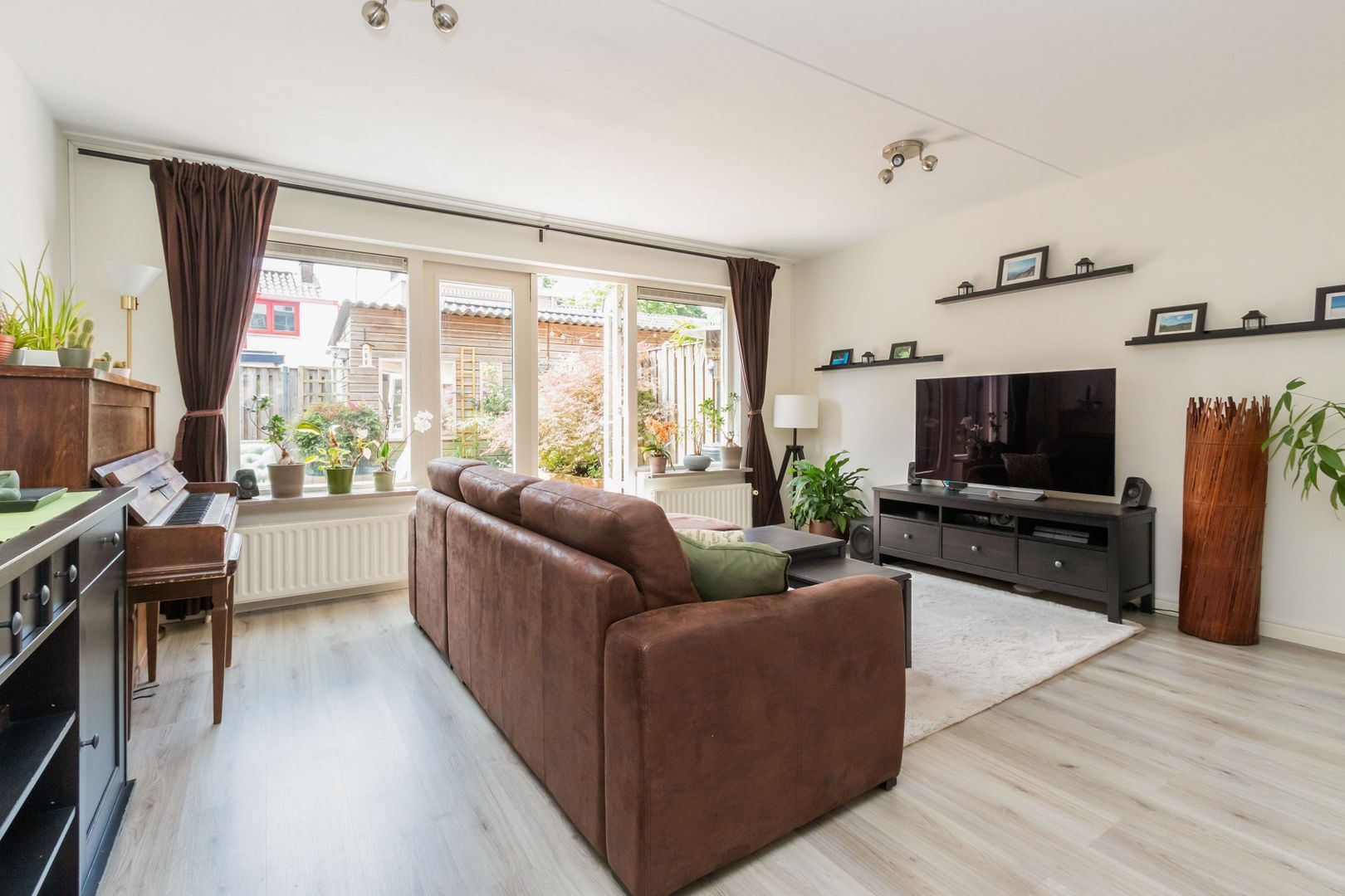 Leeuwerikstraat 28, Hilversum foto-3 blur