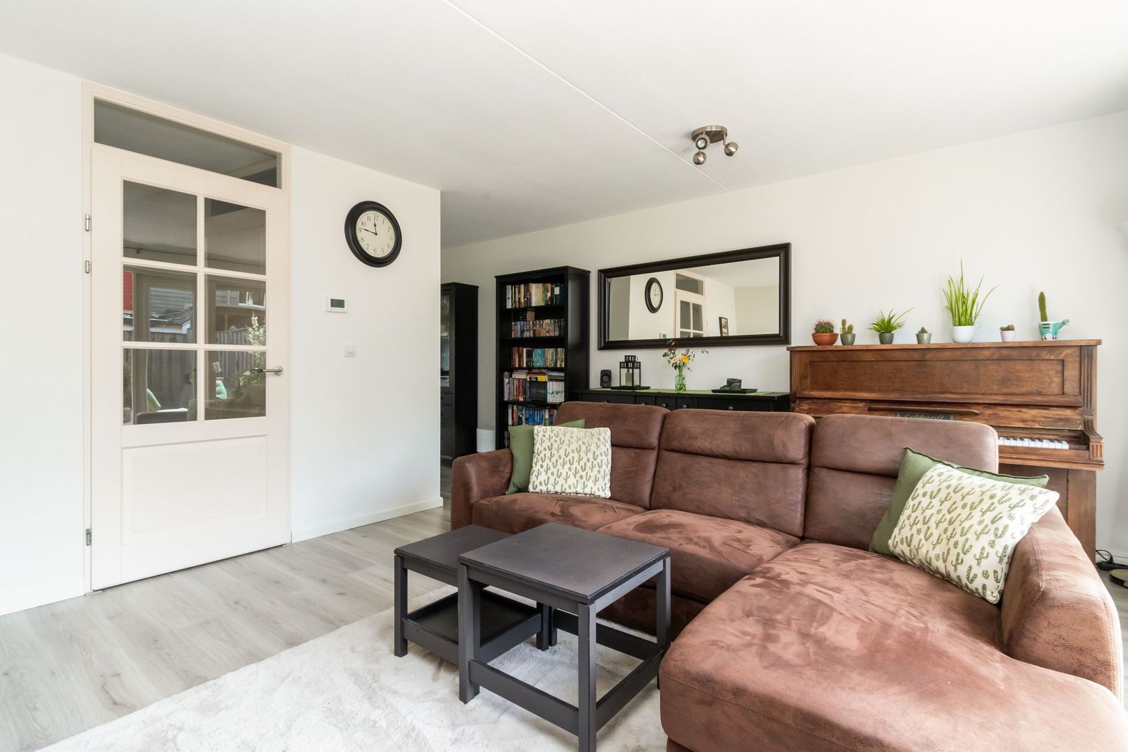 Leeuwerikstraat 28, Hilversum foto-4 blur