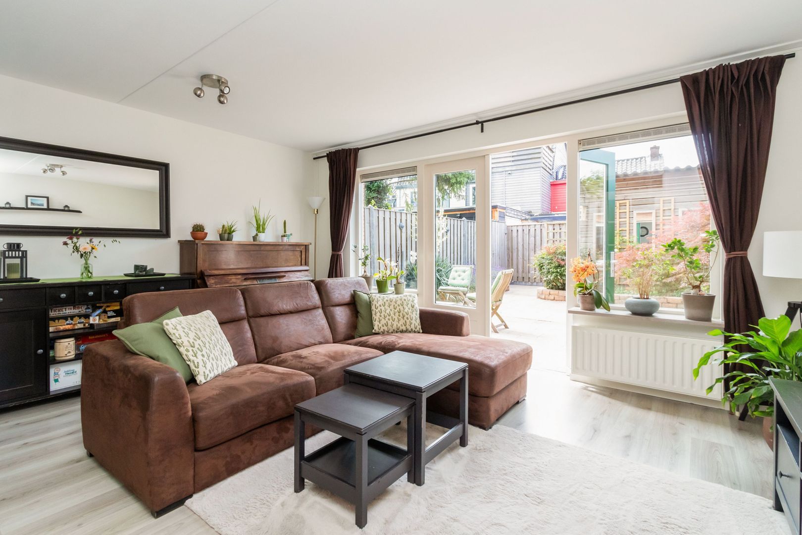 Leeuwerikstraat 28, Hilversum foto-2 blur