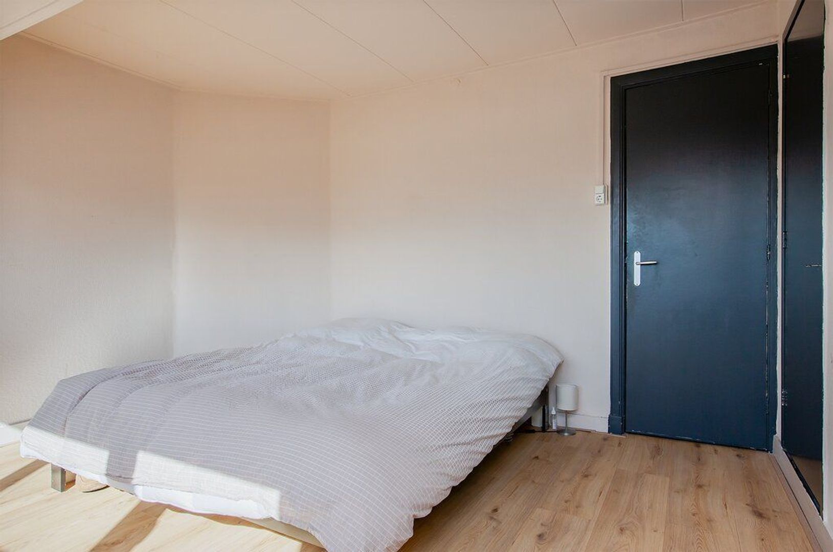 Bergse Dorpsstraat 77, Rotterdam foto-13 blur