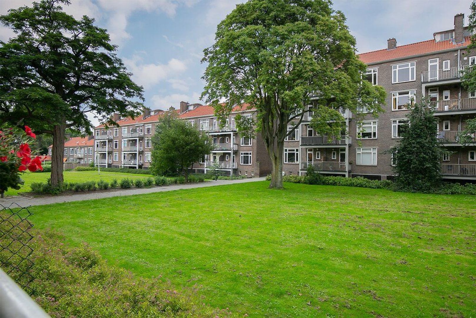 Bernardus Gewinstraat 30 A, Rotterdam foto-20 blur