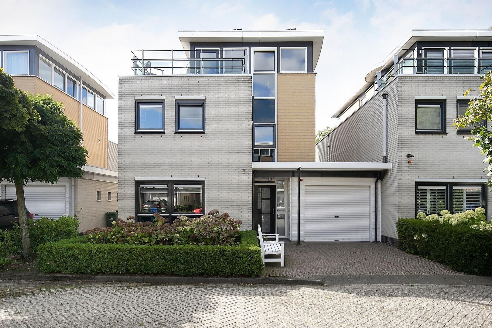Ineke Sluiterstraat 15, Rotterdam foto-0 blur
