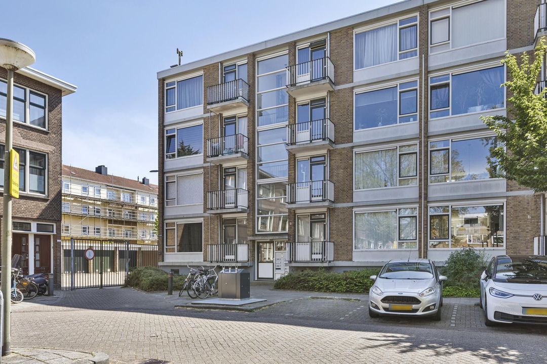 Newtonplein 49, Schiedam