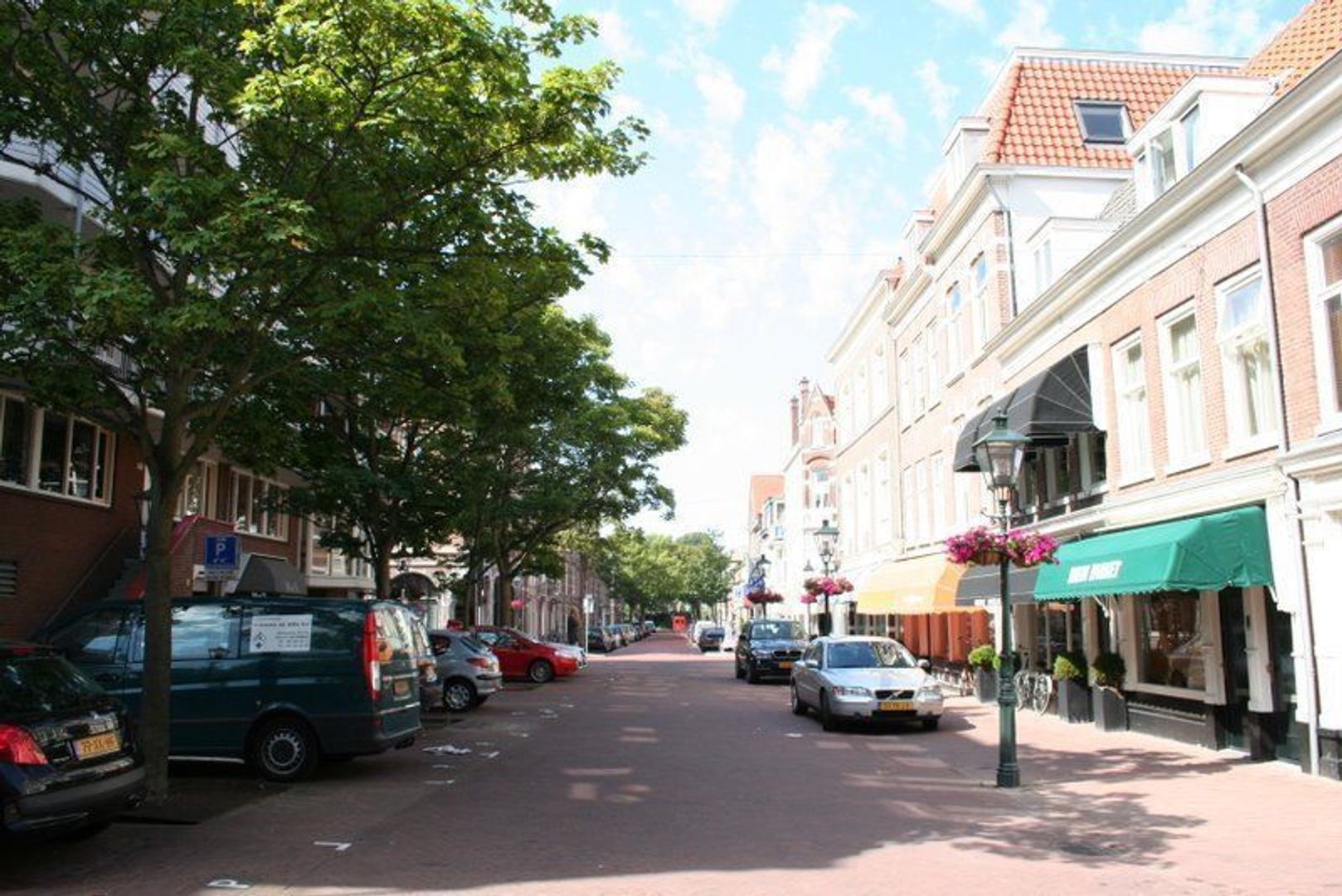 Frederikstraat 945, Den Haag foto-0 blur