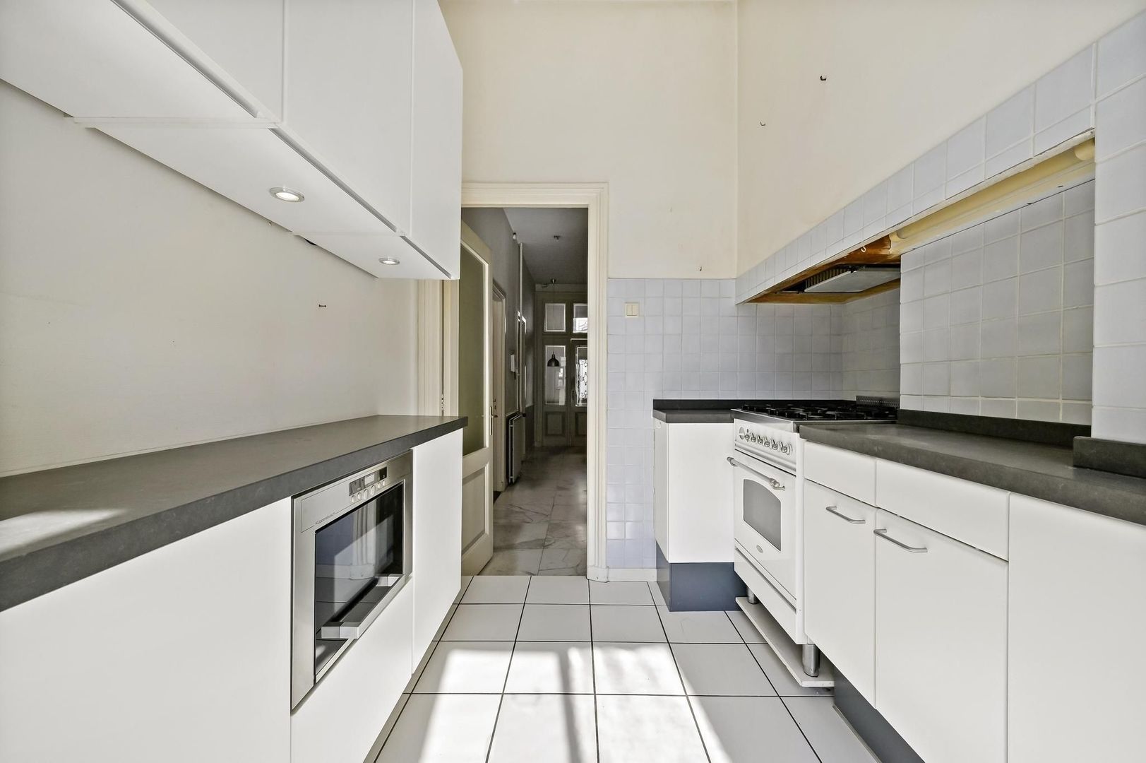 Riouwstraat 163, Den Haag foto-18 blur