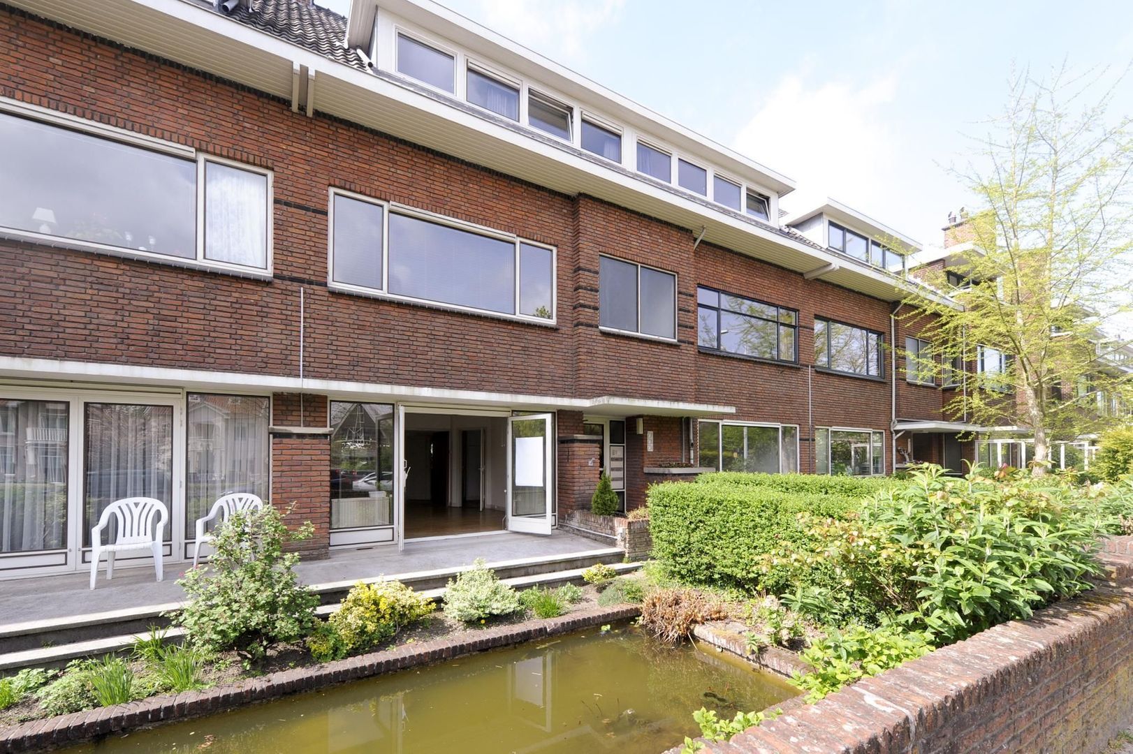 Laan van Nieuw Oosteinde 234, Voorburg foto-0 blur