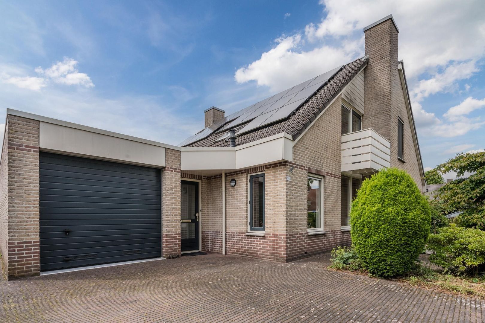 Kluft 134, Meppel foto-1 blur