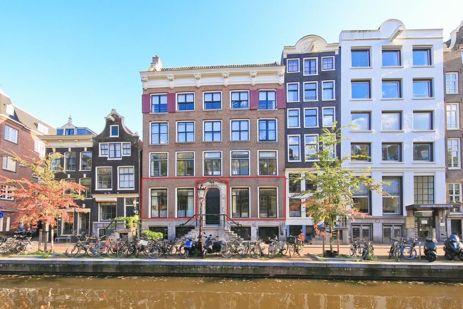 Oudezijds Achterburgwal 137 B, Amsterdam foto-0 blur