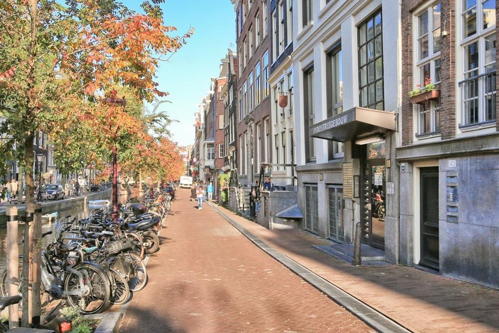 Oudezijds Achterburgwal 137 B, Amsterdam foto-38 blur
