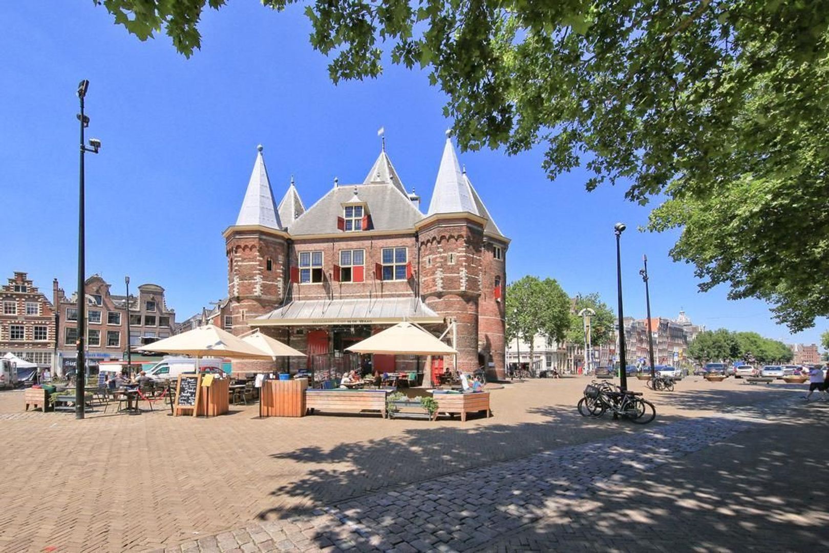 Oudezijds Achterburgwal 137 B, Amsterdam foto-40 blur