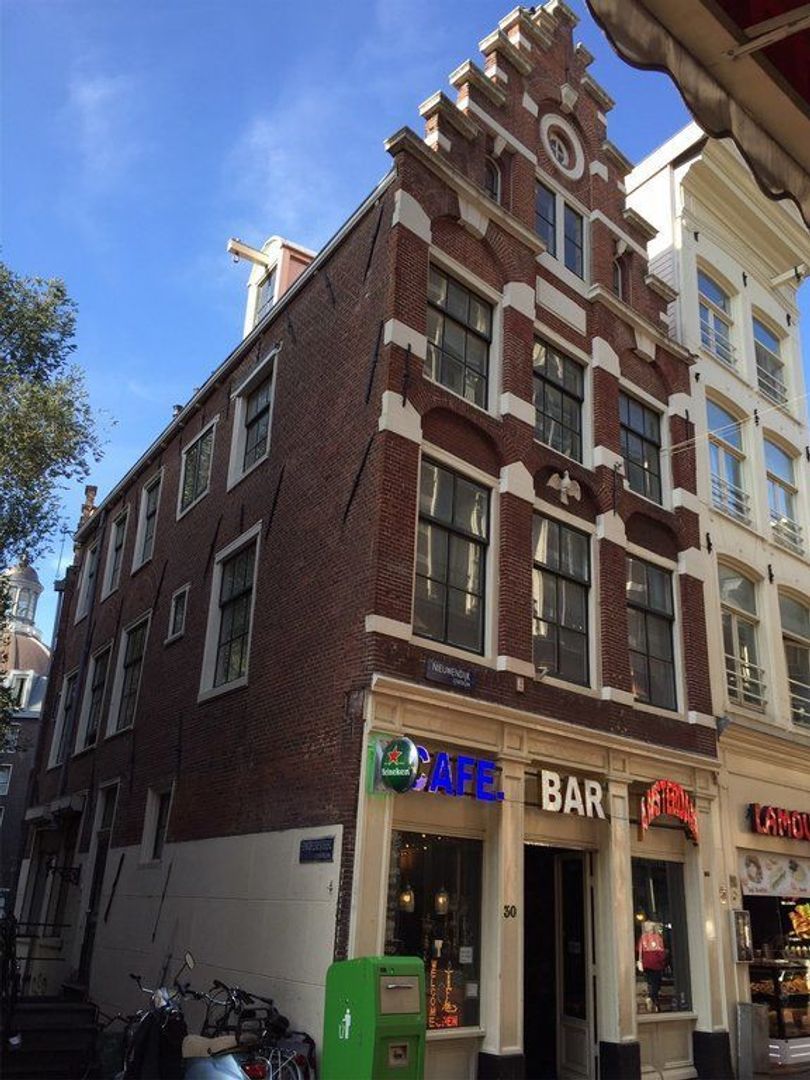 Nieuwendijk 30 II, Amsterdam foto-0 blur