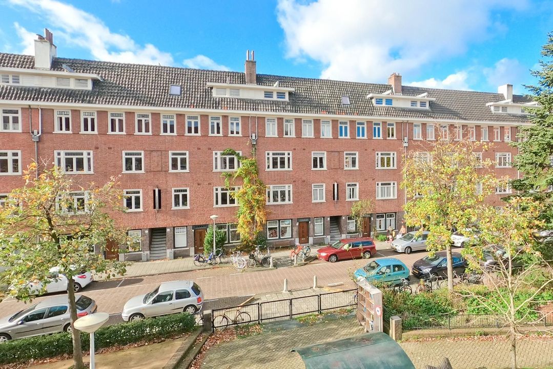 Paramariboplein 45 3, Amsterdam