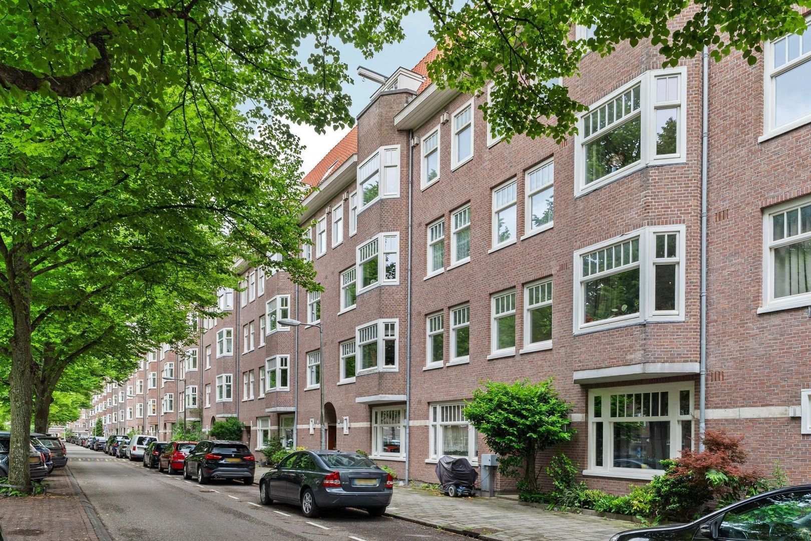 Van Tuyll van Serooskerkenweg 69 1, Amsterdam foto-1 blur