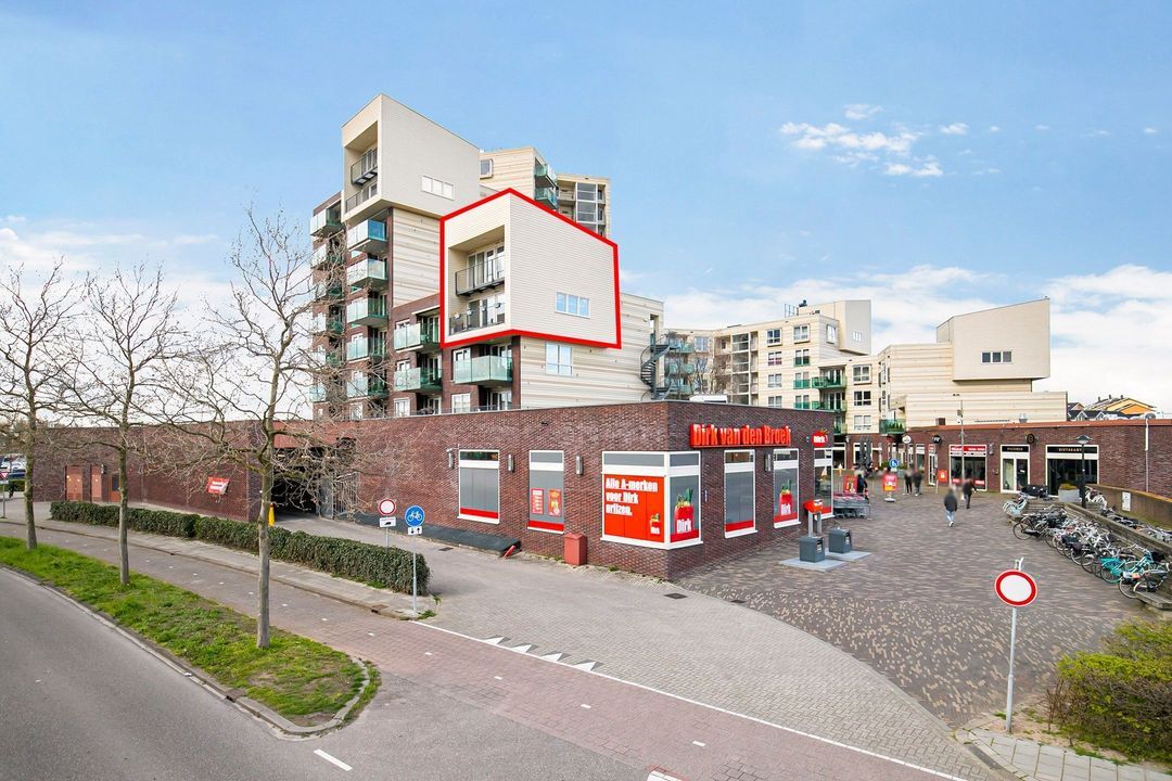 Malmö 12, Schiedam