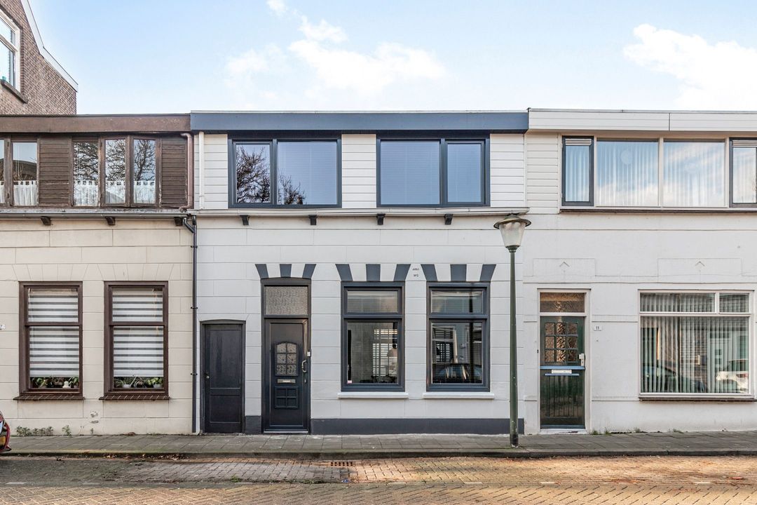 Zalmstraat 9, Schiedam