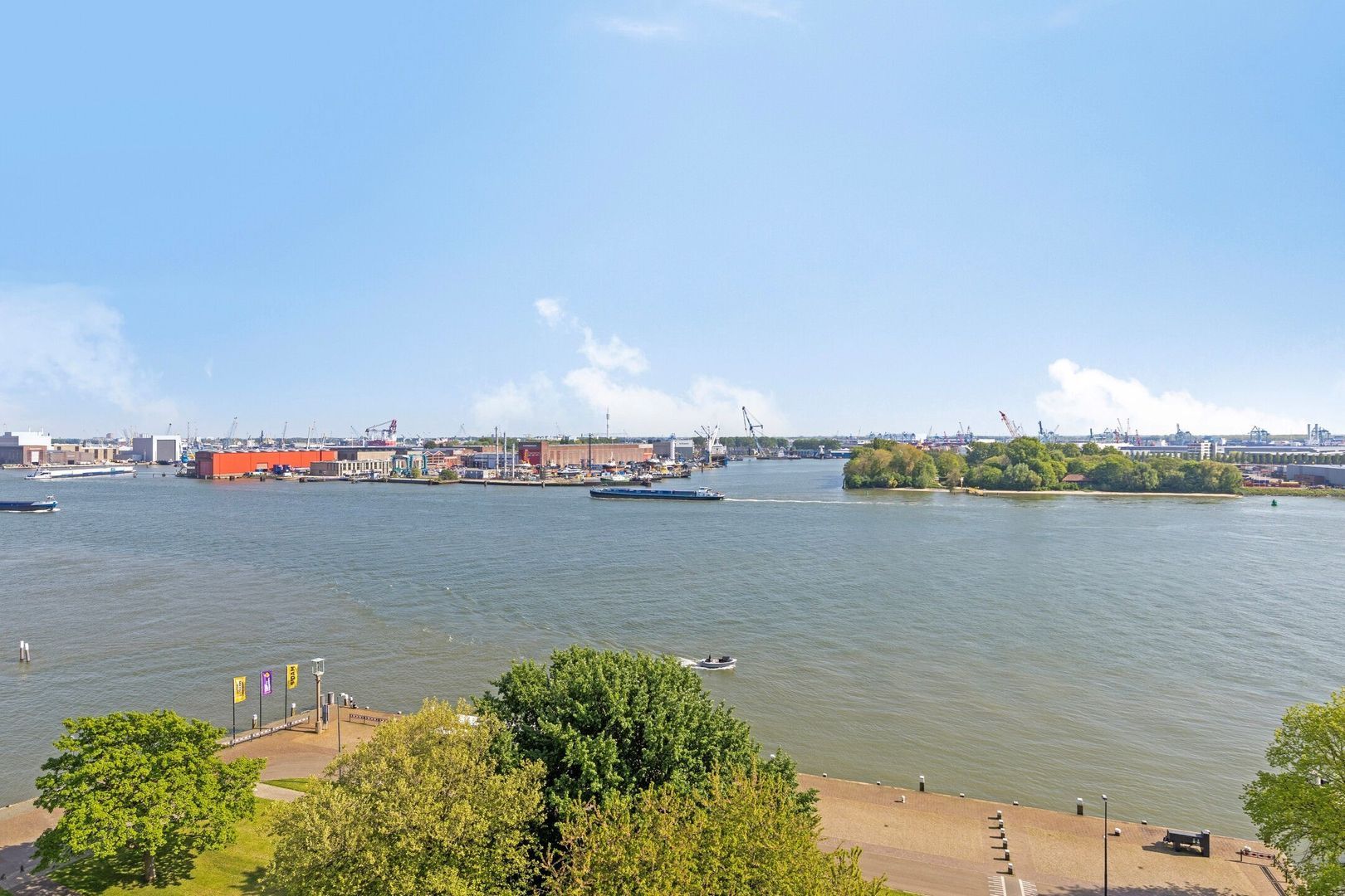 Maasboulevard 197, Schiedam foto-32 blur