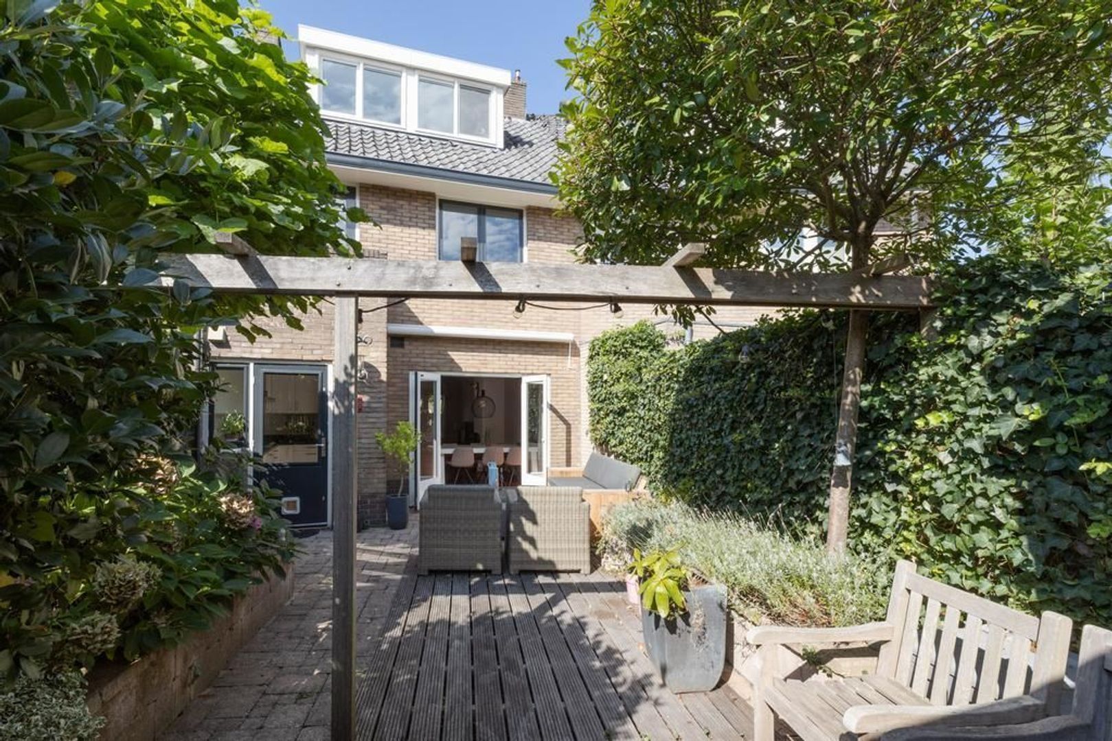 Van Beuningenstraat 3, Hilversum foto-26 blur