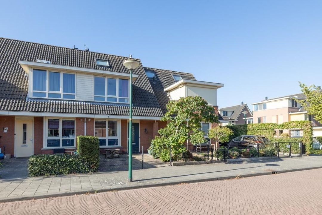 Piramide 21, Kortenhoef