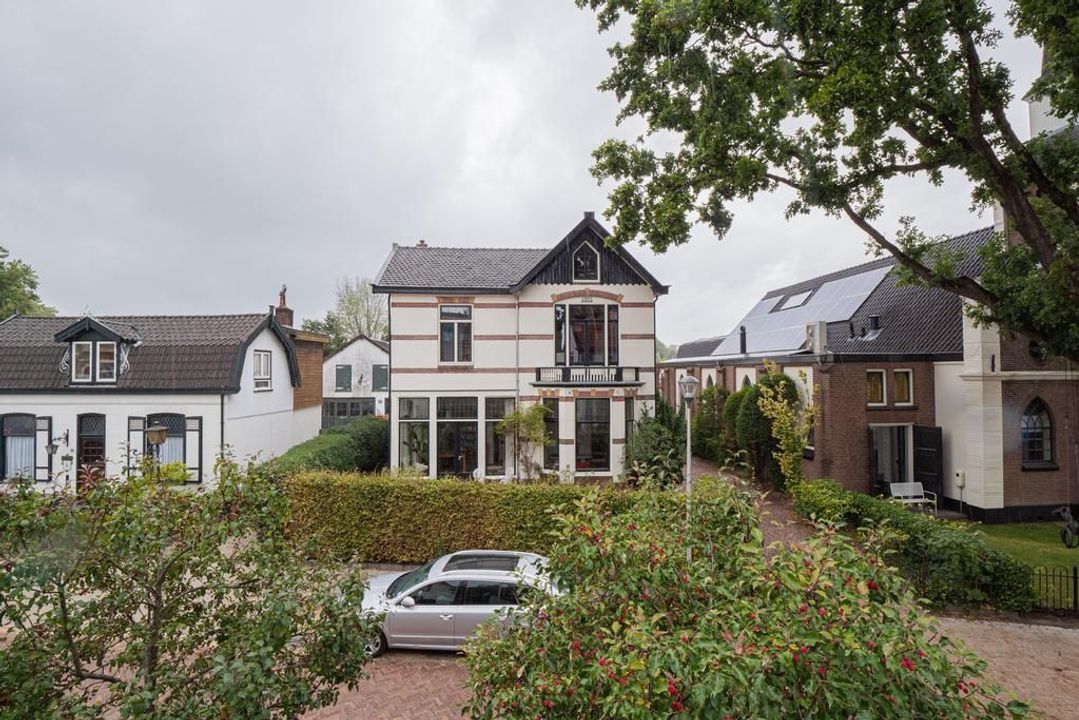 Iepenlaan 8, Bussum