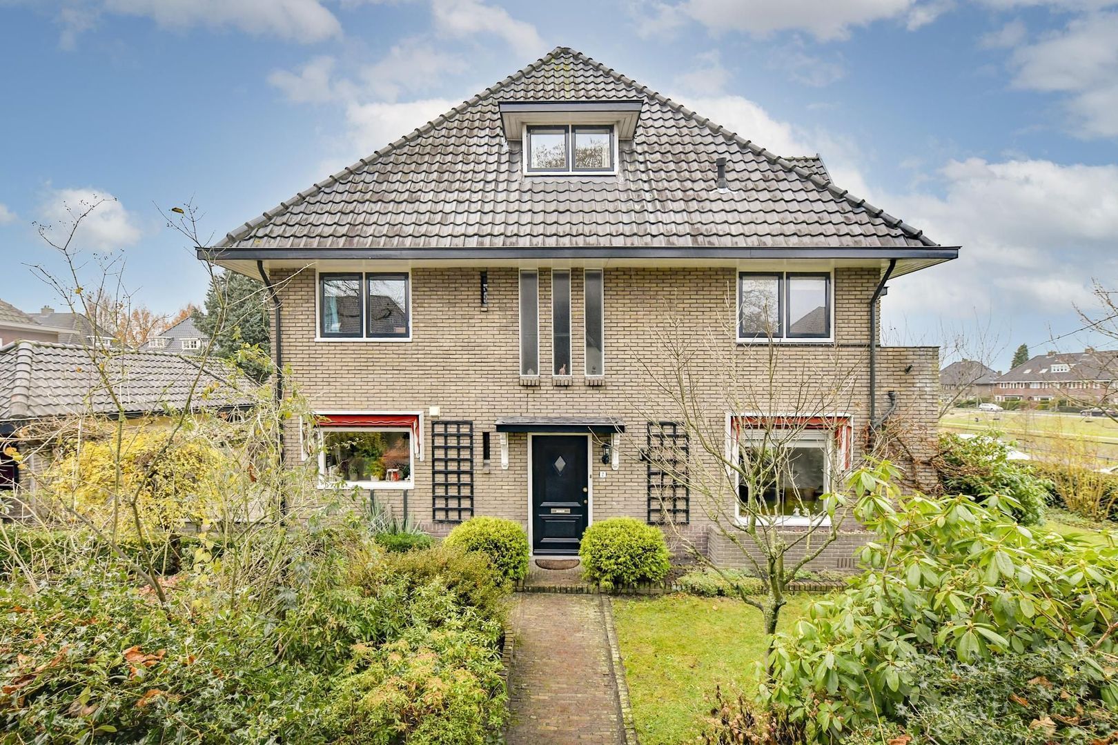 Hazelaarlaan 2, Hilversum foto-3 blur