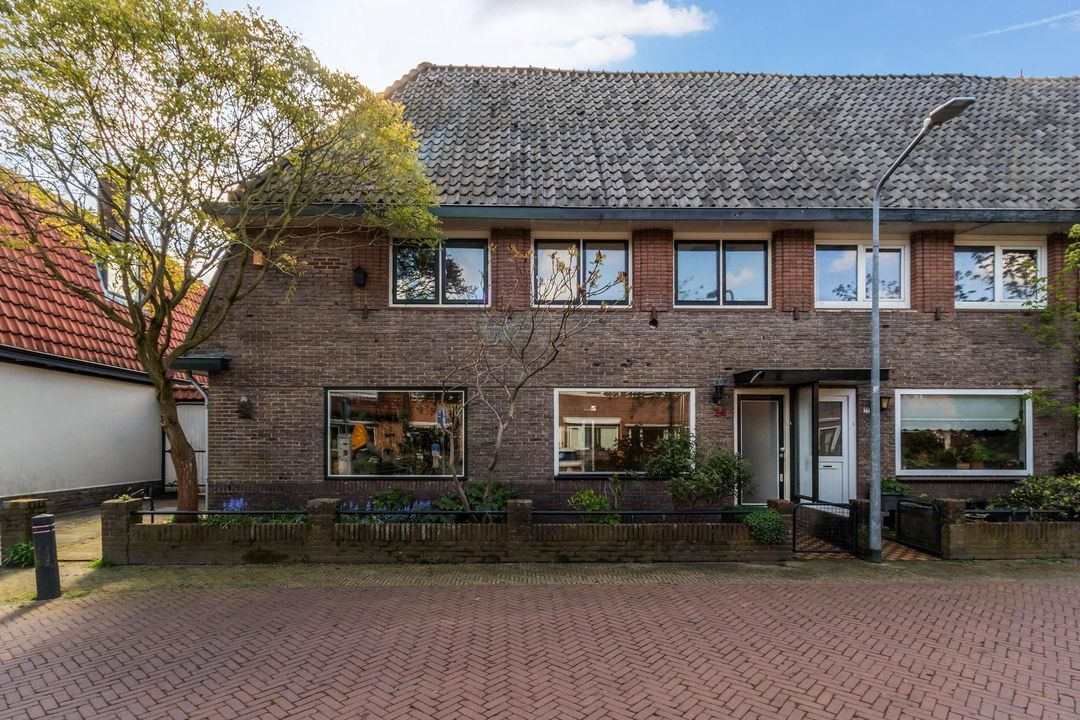 Oude Eemnesserstraat 24, Hilversum