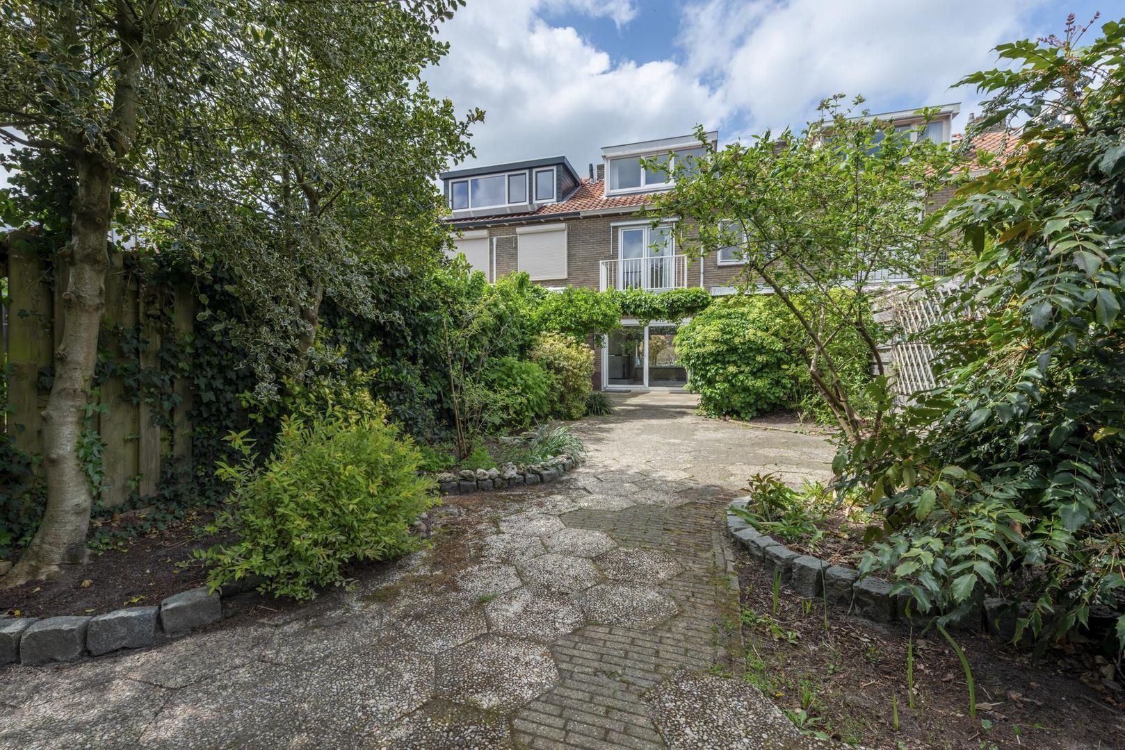Van Limburg Stirumstraat 15, Hilversum foto-40 blur