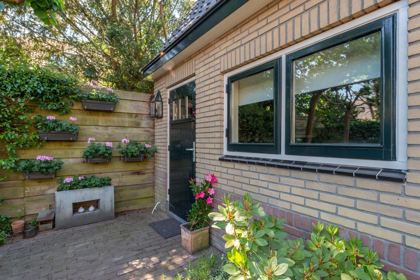 Gijsbrecht van Amstelstraat 403, Hilversum foto-20 blur