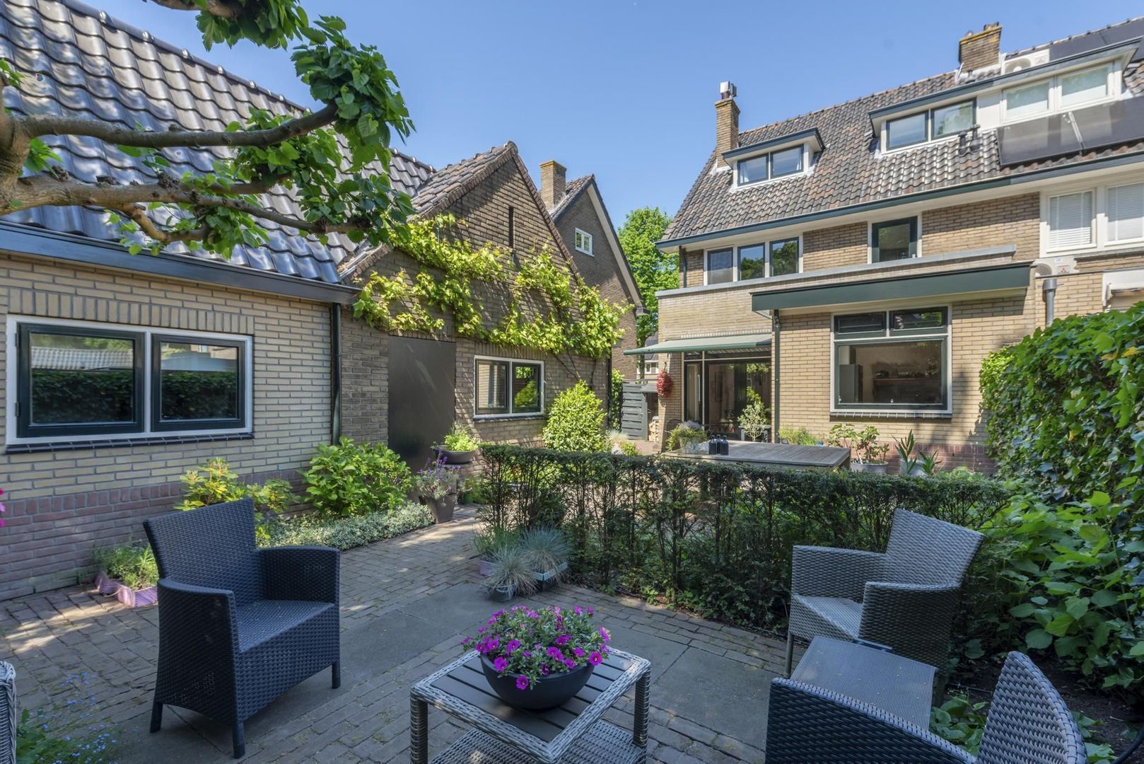 Gijsbrecht van Amstelstraat 403, Hilversum foto-21 blur