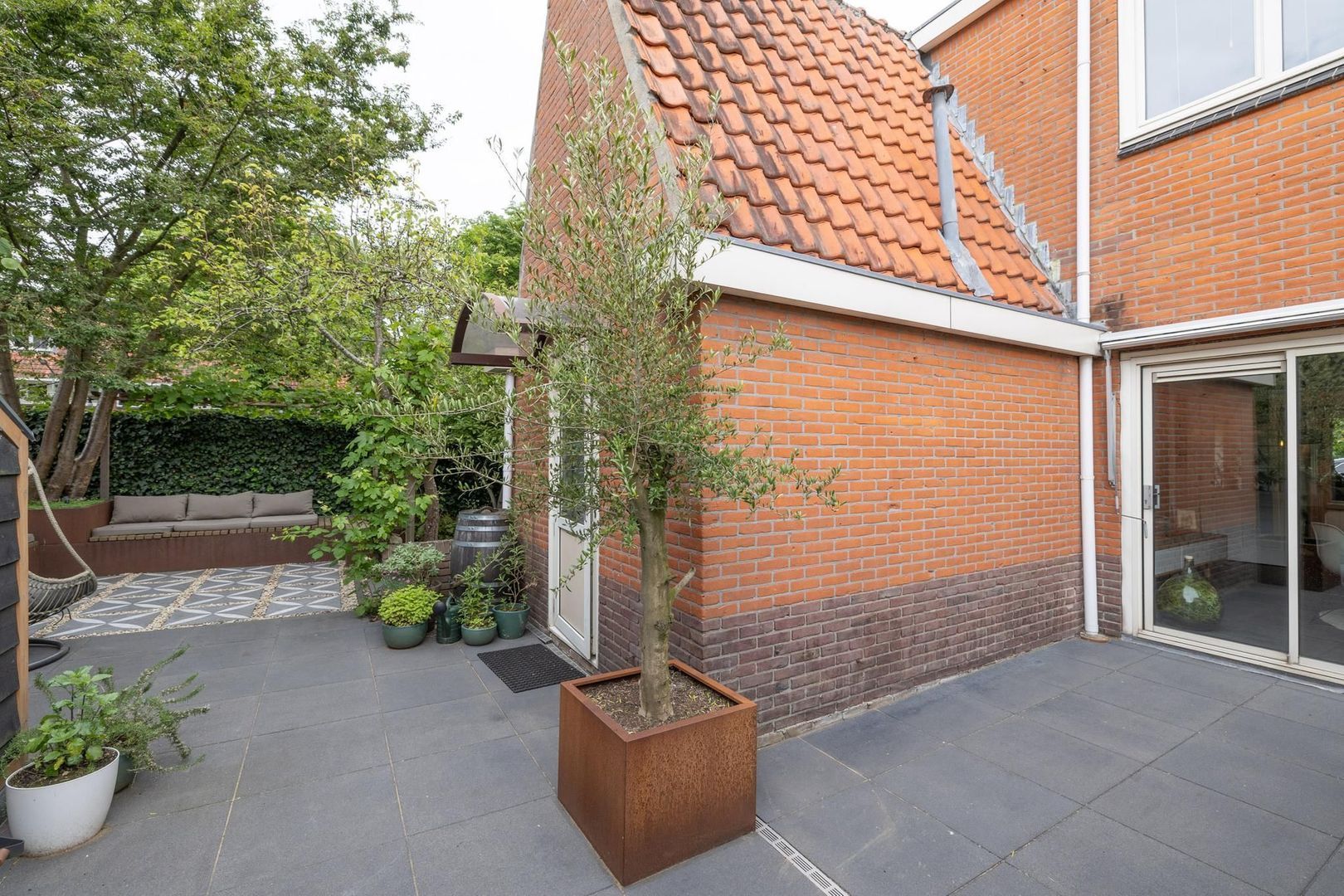 Van de Sande Bakhuyzenstraat 110, Hilversum foto-31 blur