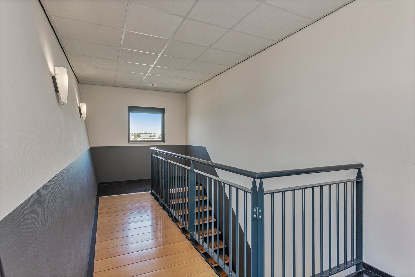Newtonstraat 28 -30, Veenendaal foto-30 blur