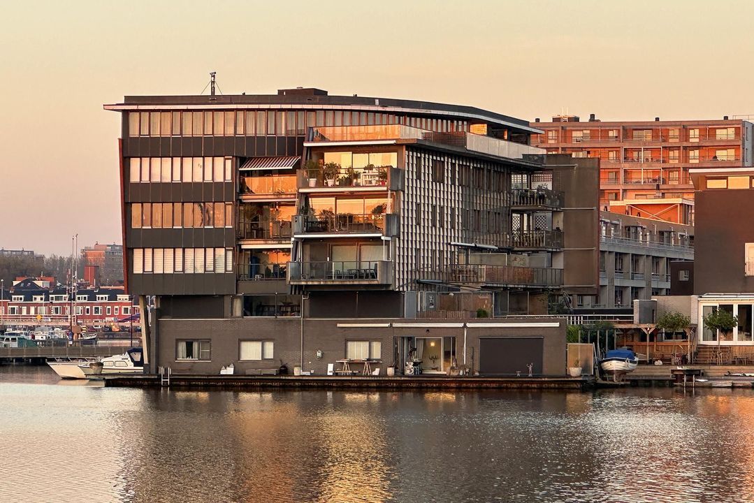 Justpier 112, Zaandam