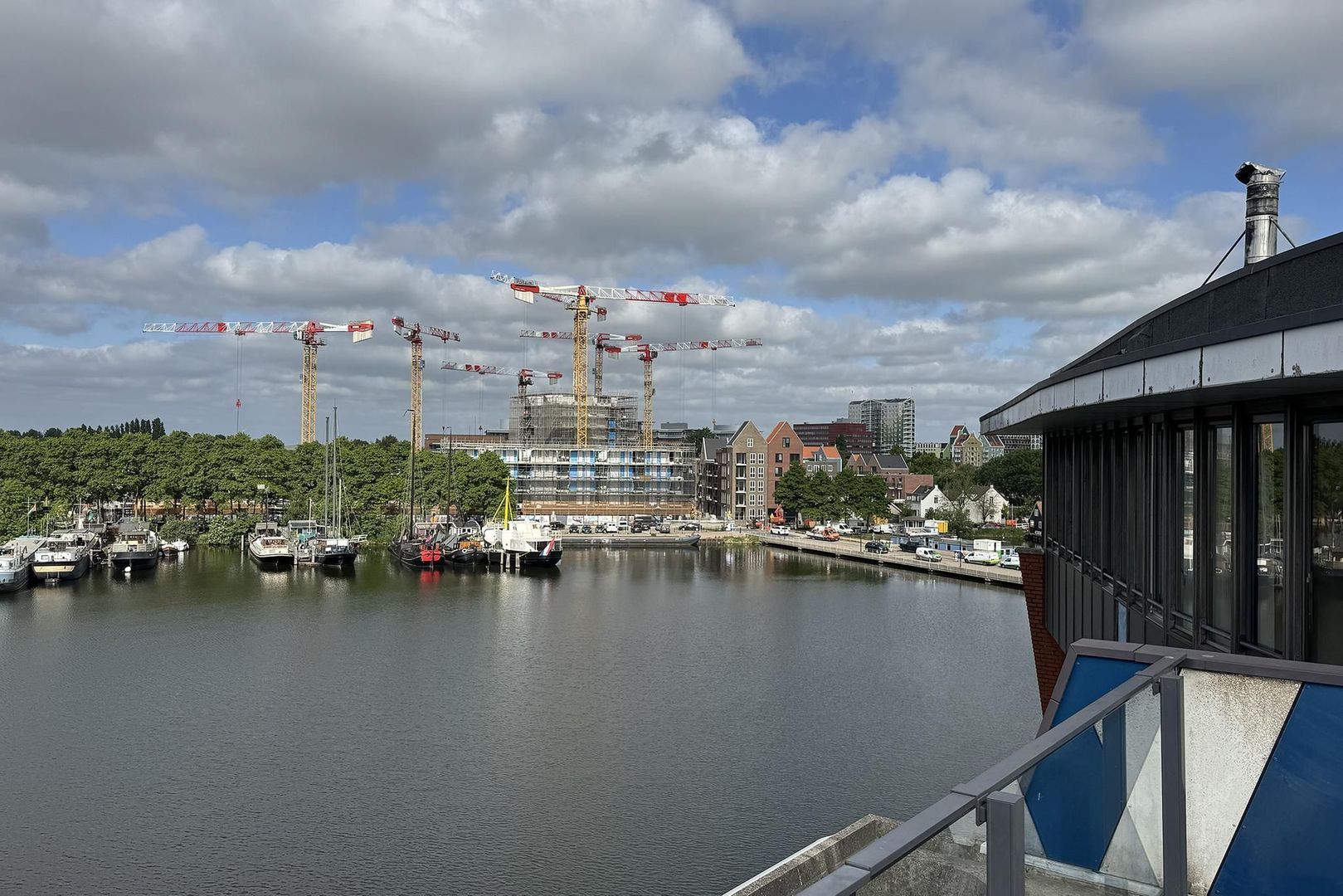 Justpier 112, Zaandam foto-15 blur