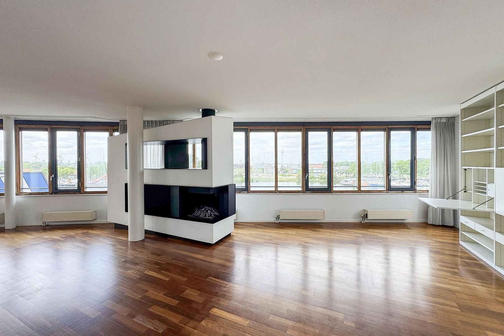 Justpier 112, Zaandam foto-23 blur