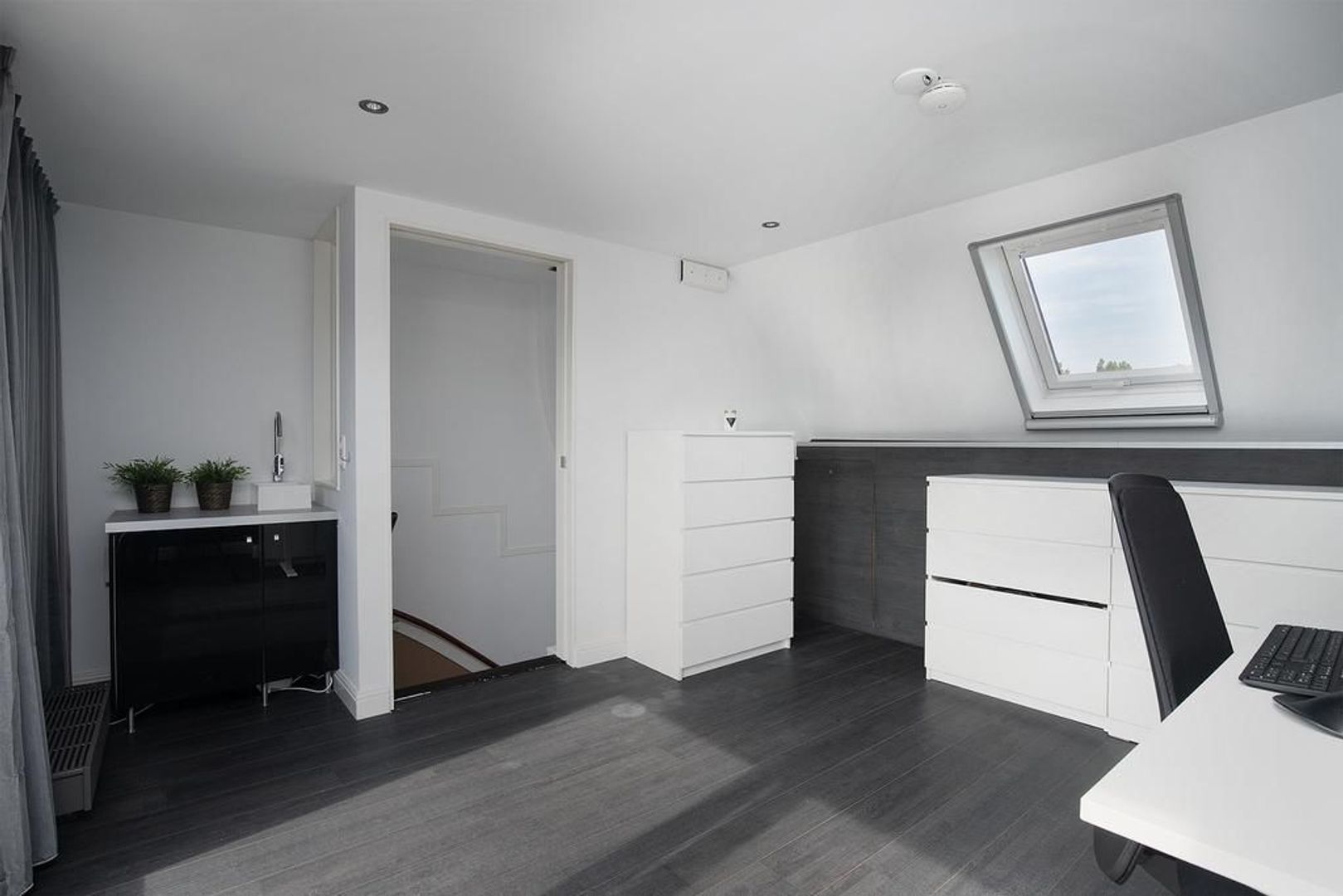 Von Geusaustraat 165, Voorburg foto-28 blur