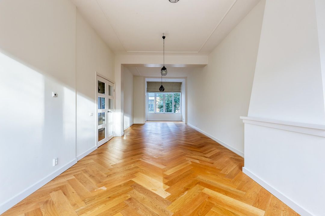 Laan van Nieuw-Oost-Indie 202, Den Haag