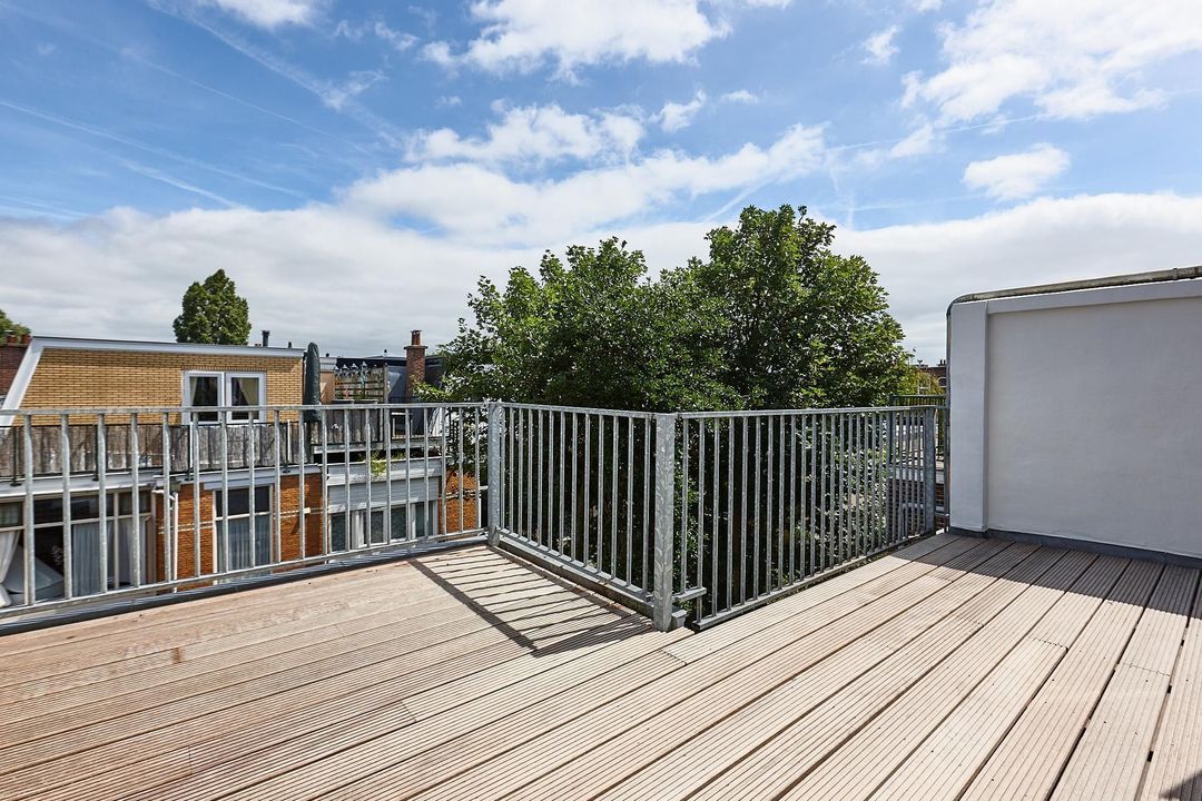 Laan van Nieuw-Oost-Indie 202, Den Haag