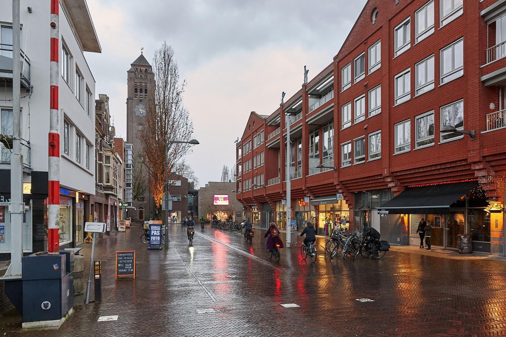 Marnixstraat, Alphen Aan Den Rijn foto-38 blur