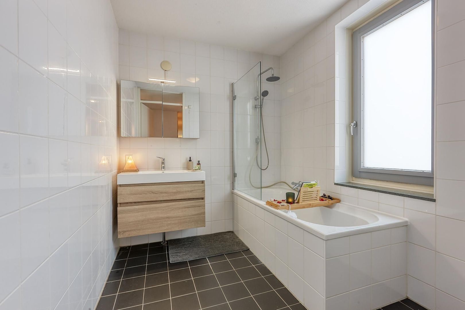 Henriette Keggehof 1, Den Haag foto-21 blur