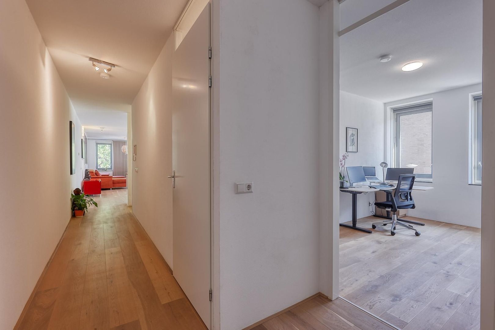 Henriette Keggehof 1, Den Haag foto-22 blur